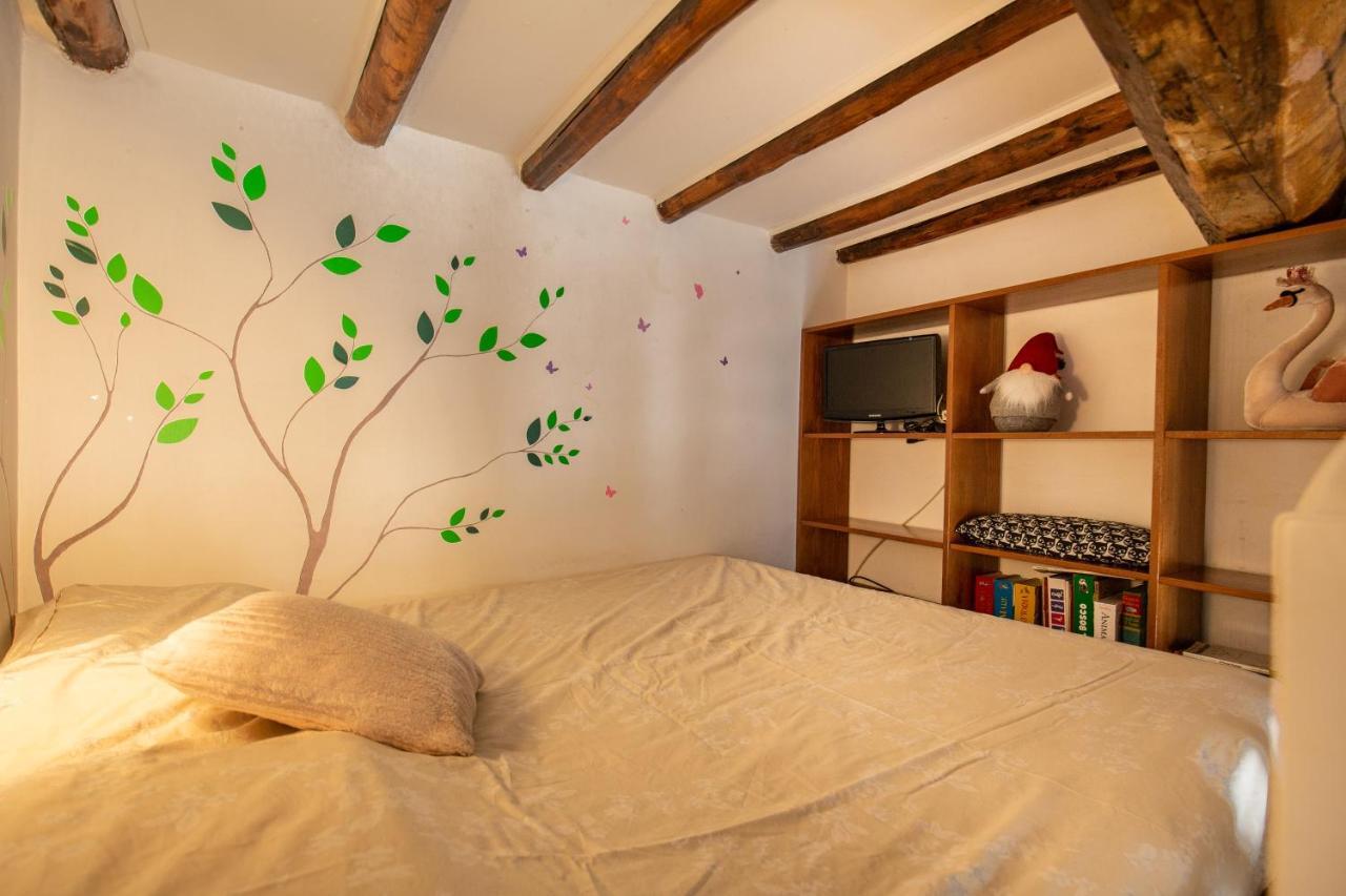 Pellegrino Apartment Рим Екстериор снимка